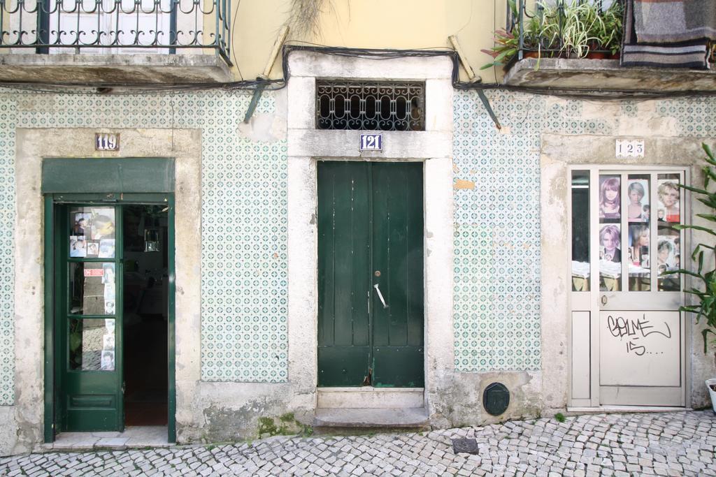 Ferienwohnung Bairro Alto In A Polaroid - Party In Lissabon Exterior foto